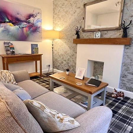 אינברנס The Stags Head Apartment מראה חיצוני תמונה