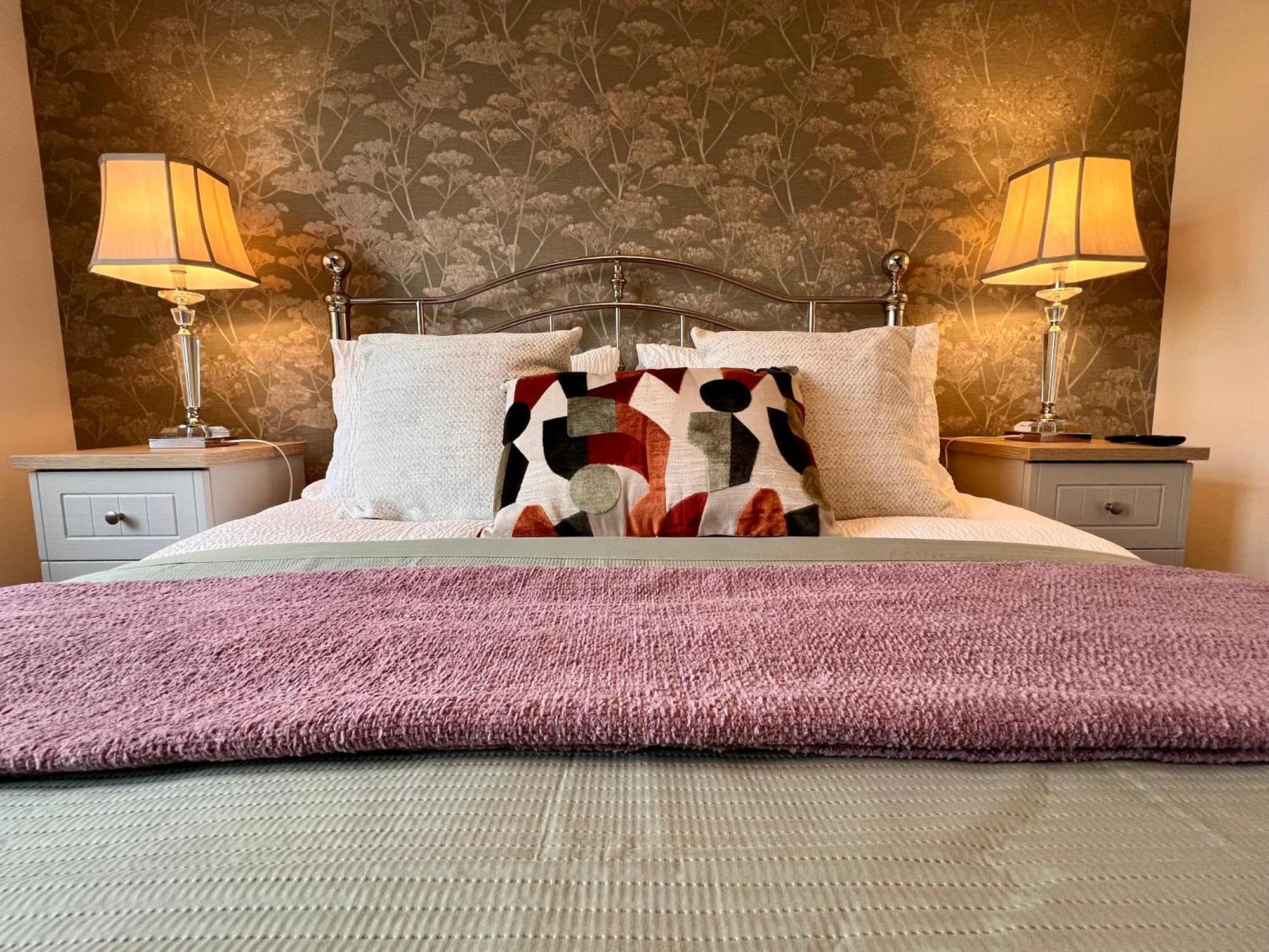 אינברנס The Stags Head Apartment מראה חיצוני תמונה