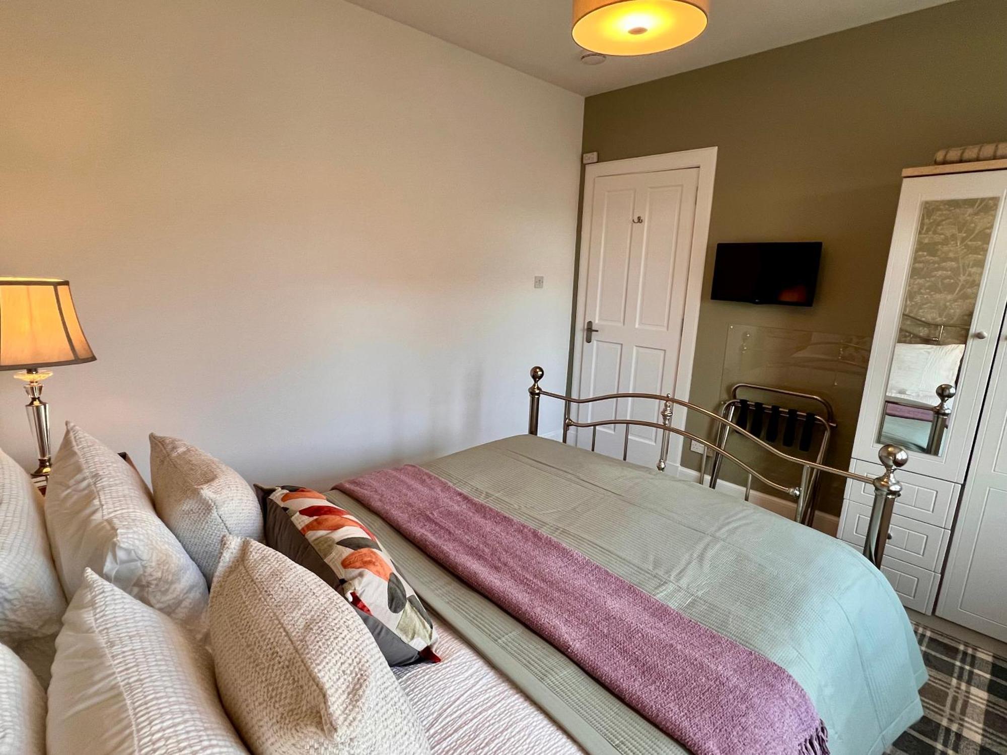 אינברנס The Stags Head Apartment מראה חיצוני תמונה
